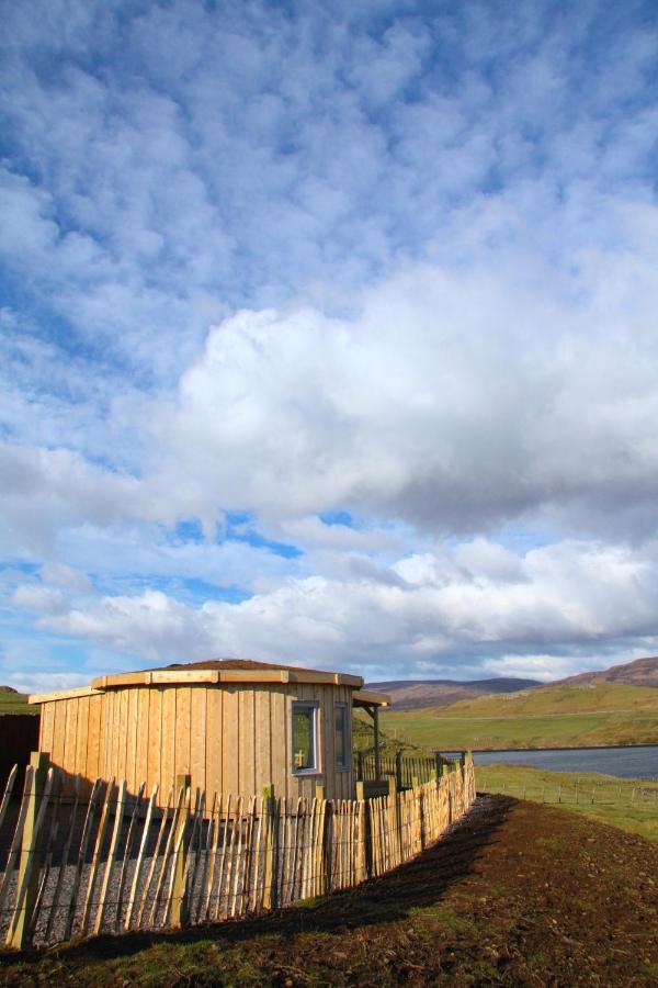 Skye Cabins Skeabost Kültér fotó
