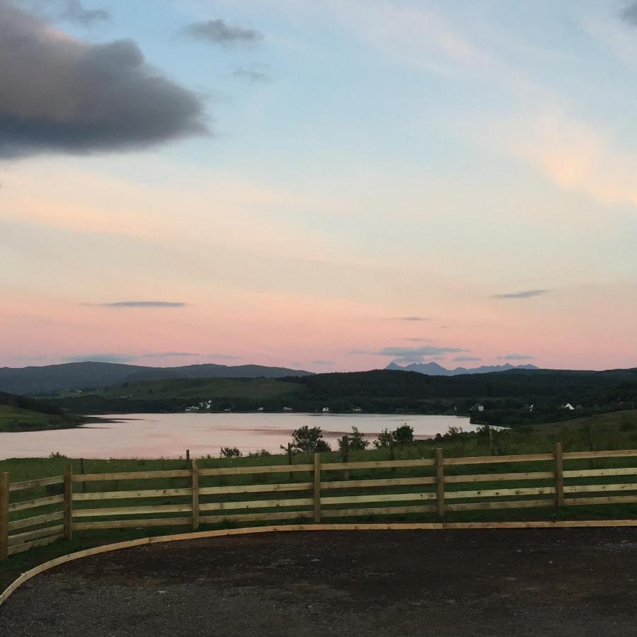 Skye Cabins Skeabost Kültér fotó