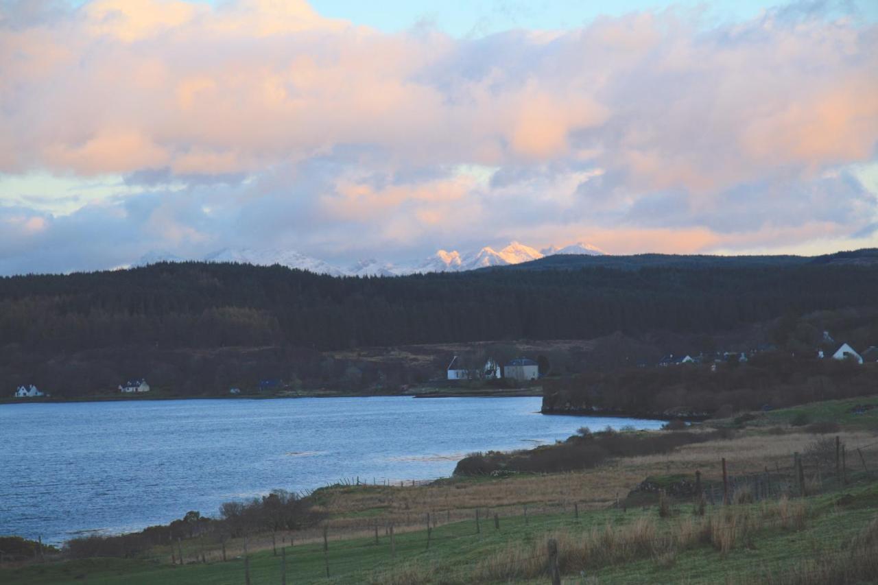 Skye Cabins Skeabost Kültér fotó